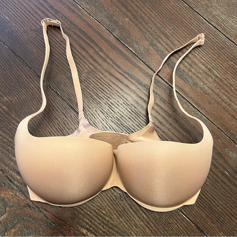 SKIMS Ultimate Balconette Push-up Bra Size 32C